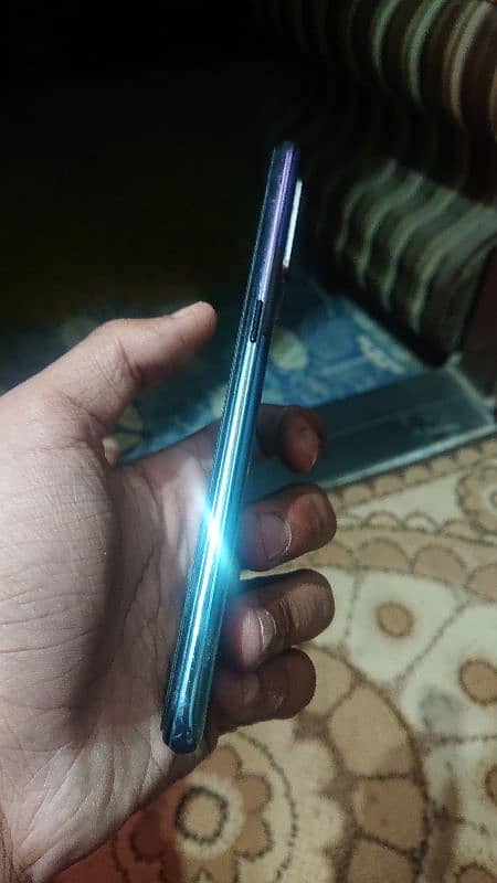 Oppo f19 pro 8+8 128 gb 4