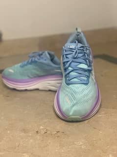 Hoka Bondi 8      (Ladies)