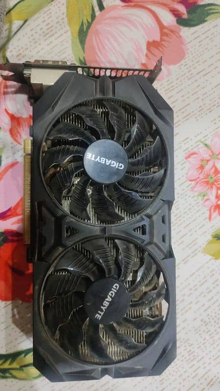 R9 380X 4gb GDDR5 256 Bit GPU 1