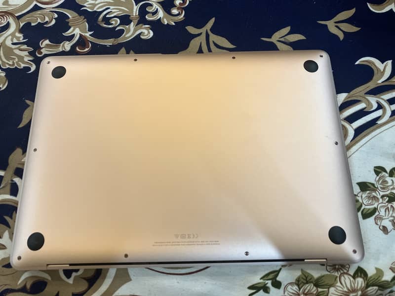 Macbook AiR 10/10 Condition 3