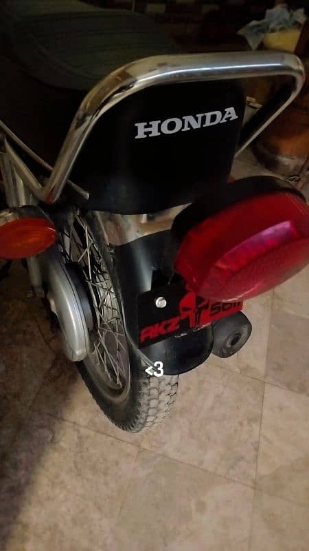 Honda 125 lavish condition -0306-9679783-whatsapp number 3