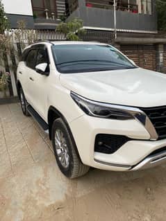 Toyota Fortuner 2022