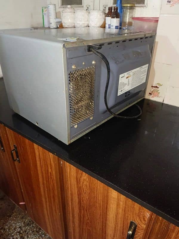 Homage Microwave oven 34litr 8