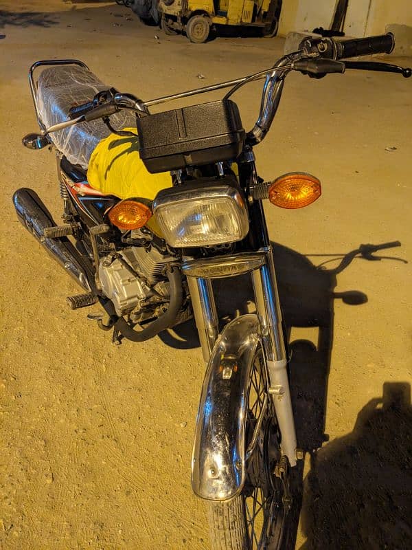 New condition Honda 125 ALL OK 3