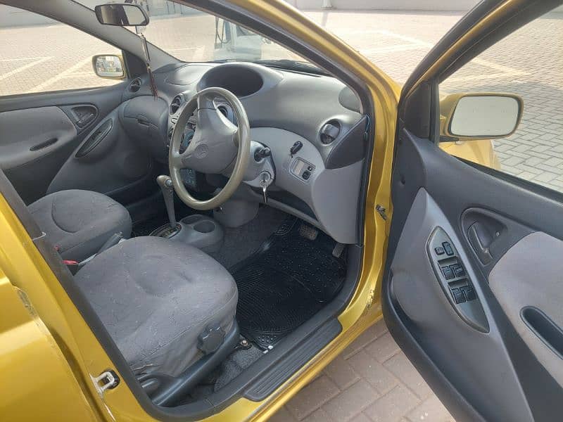 Toyota Vitz 1999 12