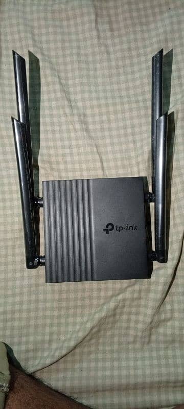 wifi router Tp link gigabit wi-fi router 4