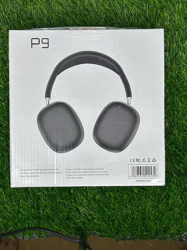 P 9 Headphones 0