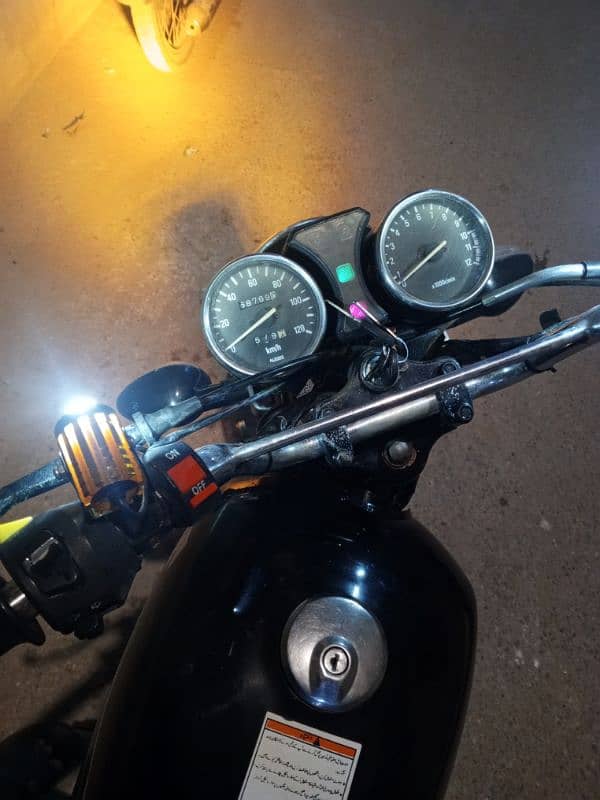 SUZUKI 150 CC KOI KAM NAHI HAI JUST BUY AND RIDE 0