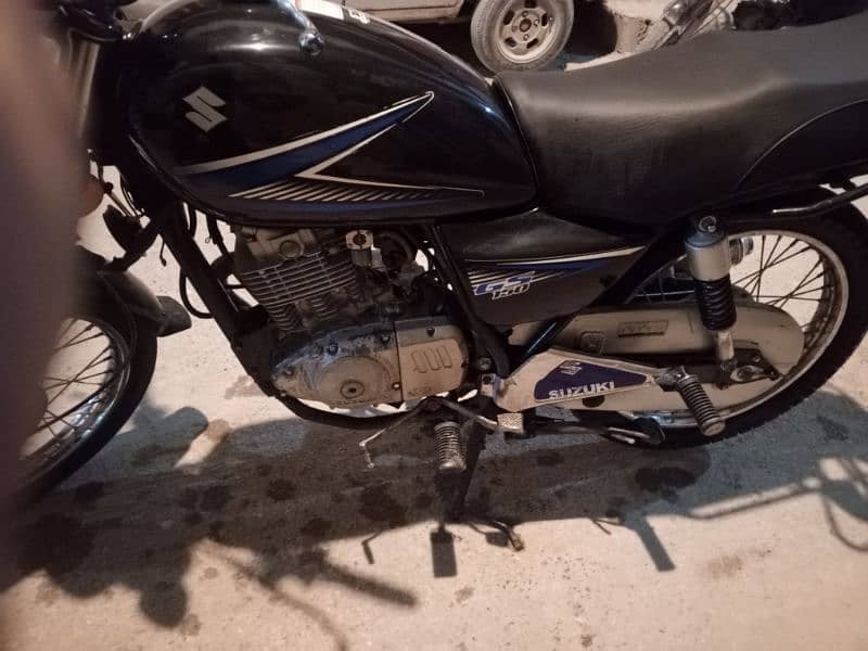 SUZUKI 150 CC KOI KAM NAHI HAI JUST BUY AND RIDE 2