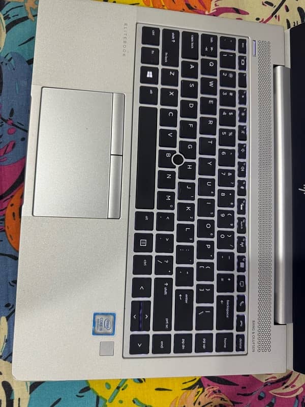 HP Core i5-8th Generation 1