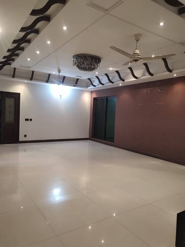 01 KANAL TILED UPPER PORTION FOR RENT IN JOHAR TOWN LAHORE 9