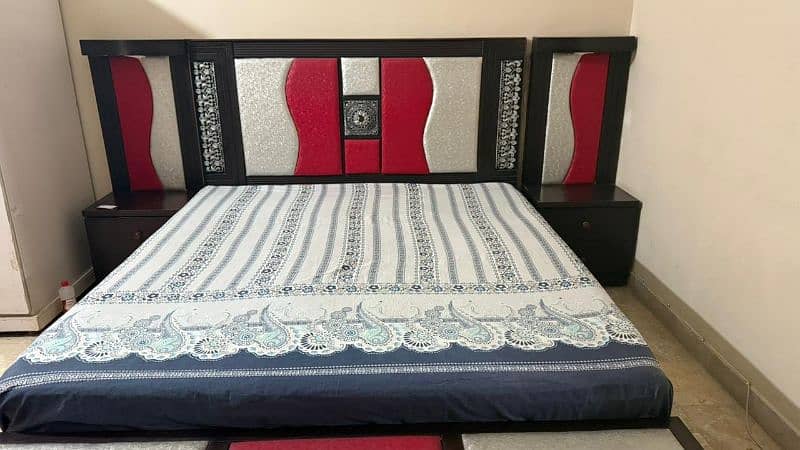 Bed set for sell brand new condition 0