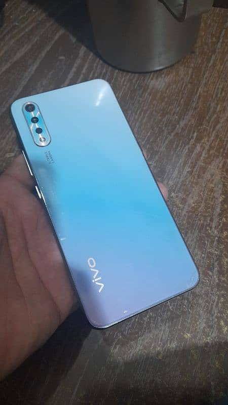 vivo s1 4