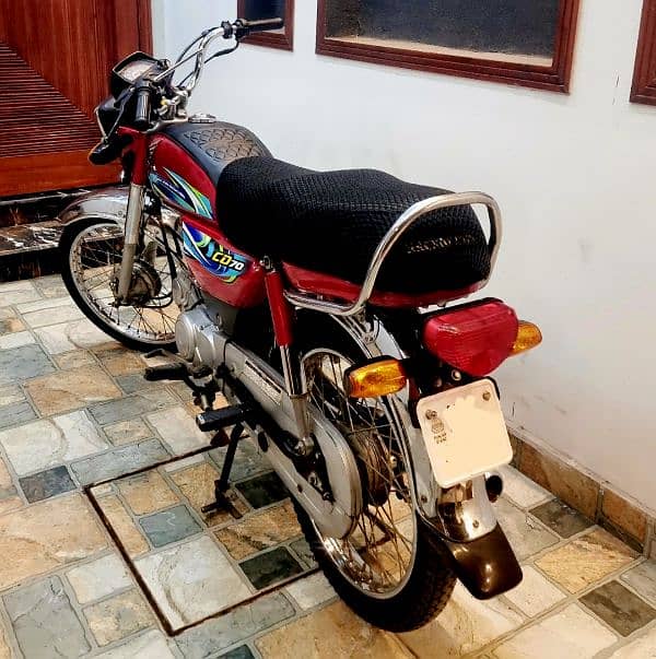 Honda CD 70 Red 2024 model 8