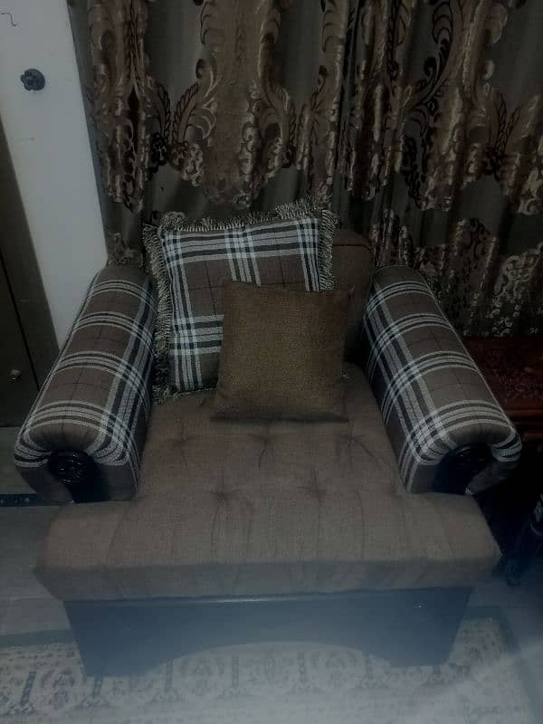 6 seater sofa for sale 0