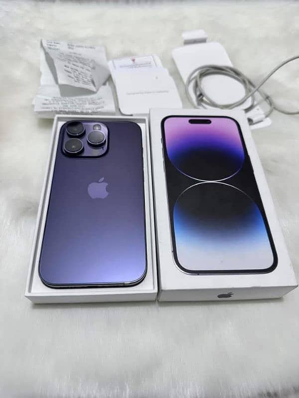 i Phone 8plus, 11,12,13,14,15 pro max on instalment Whatsap 3062623924 1