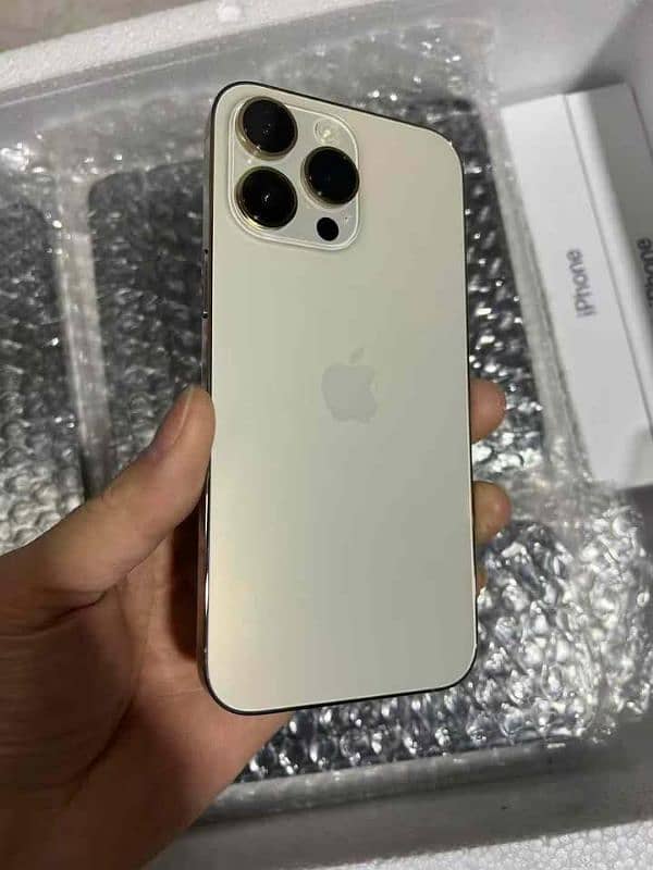 i Phone 8plus, 11,12,13,14,15 pro max on instalment Whatsap 3062623924 5