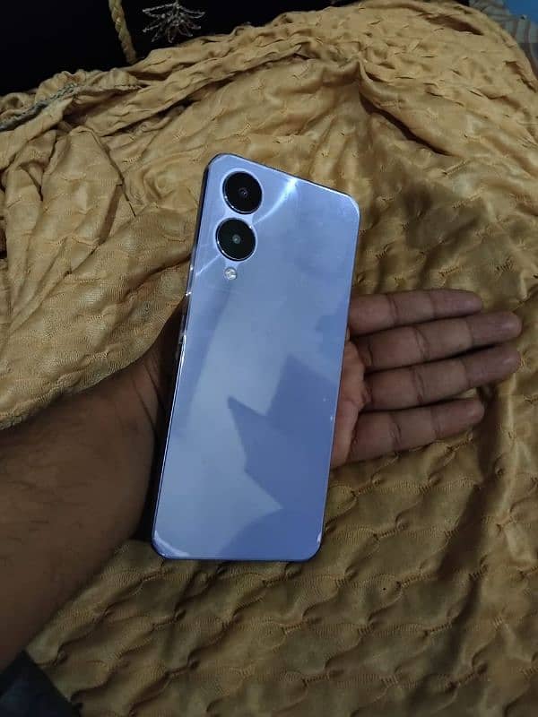 vivo y17s 3