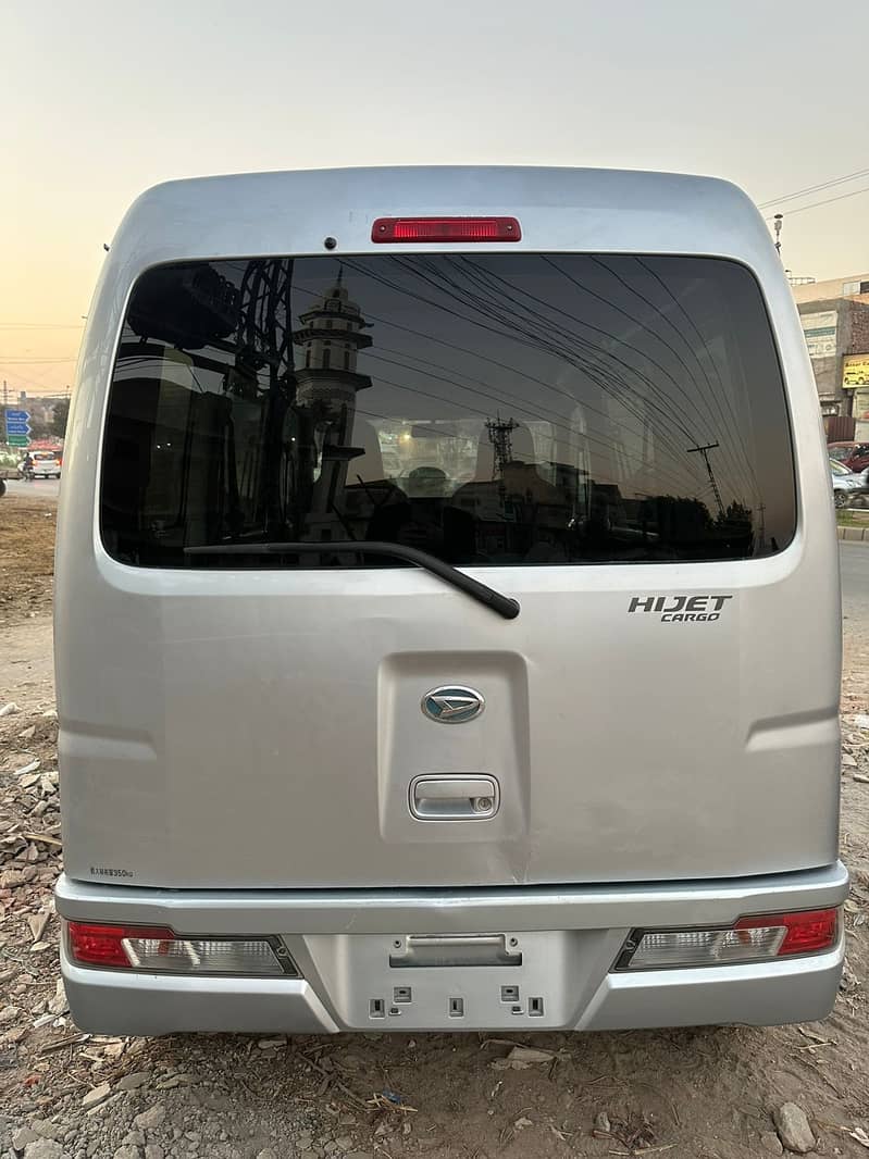 Daihatsu Hijet 2019 2