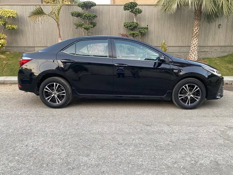 Toyota Altis Grande 2018 3