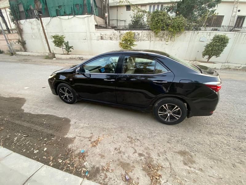 Toyota Altis Grande 2018 4