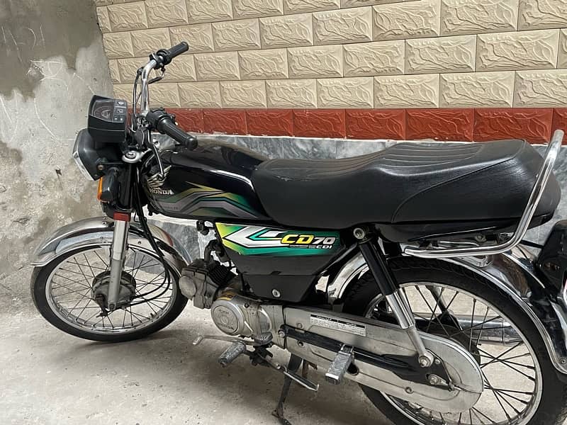 Honda CD70 0