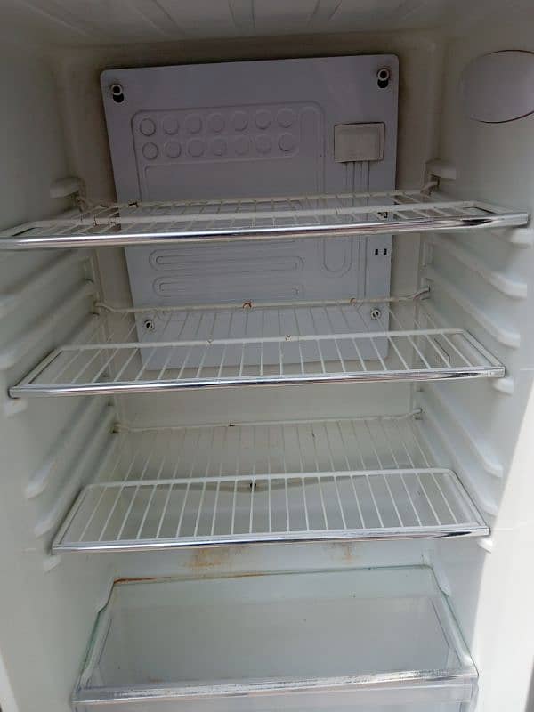 Changhong Ruba DC invertor Refrigerator 4