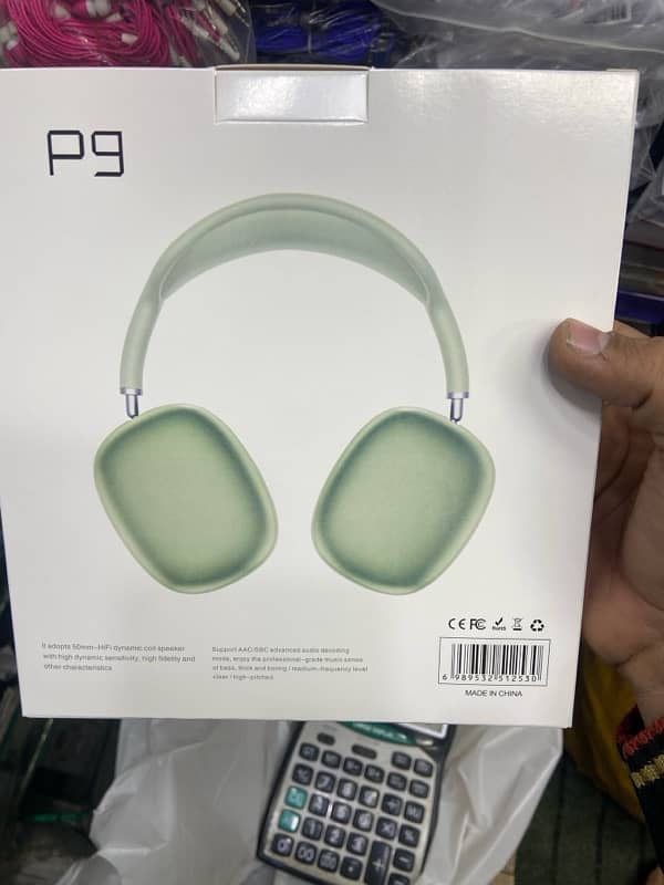 P9 headphone 3