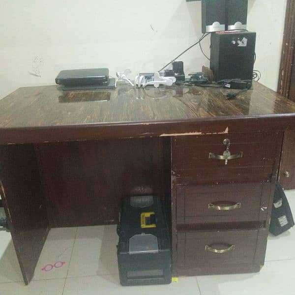 office table for sale 3