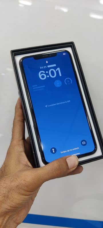 iphone 11 Pro Maxx 256 GB PTA approved with box VIP PRICE 1