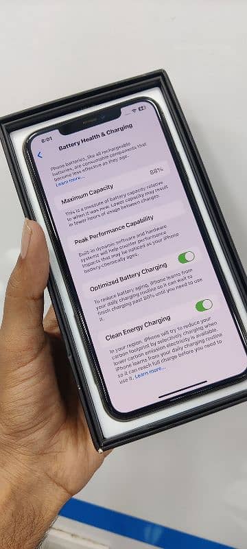 iphone 11 Pro Maxx 256 GB PTA approved with box VIP PRICE 4