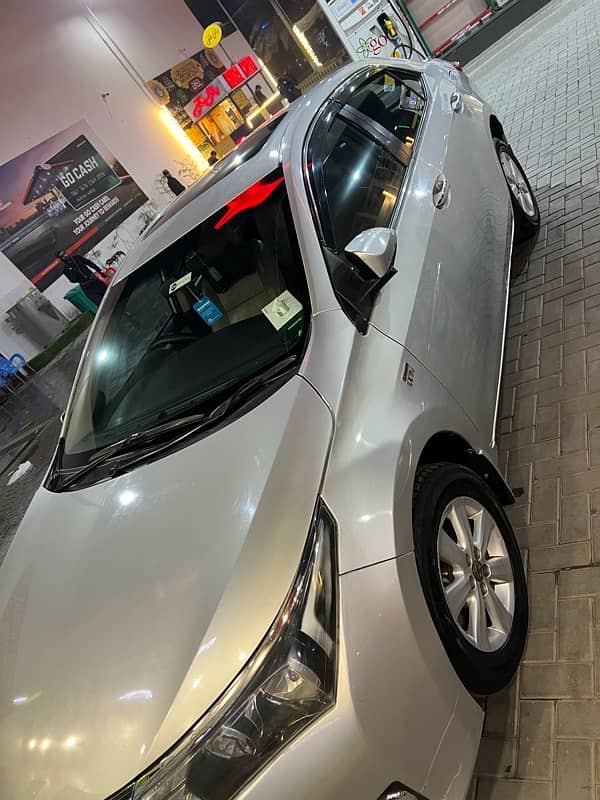 Toyota Altis Grande 2017 1