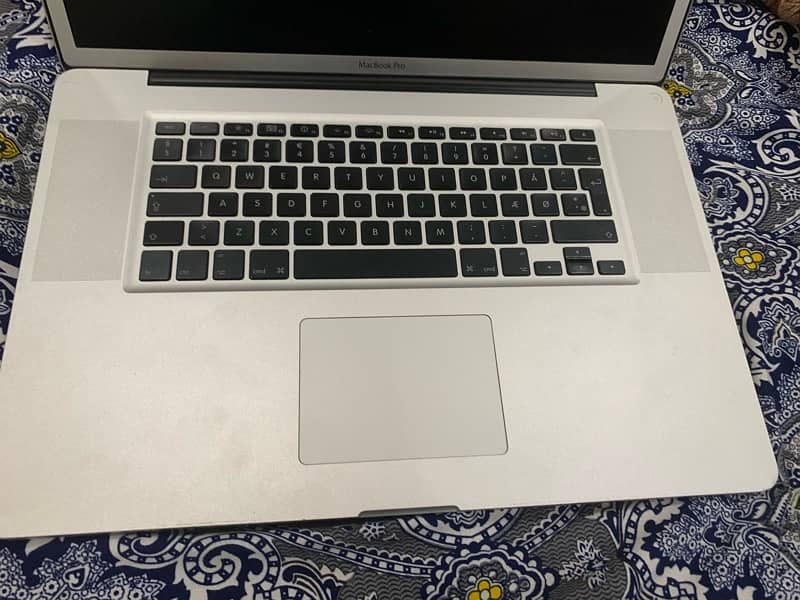 Macbook pro 2009 17” 6