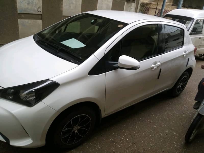 Toyota Vitz 2015 2