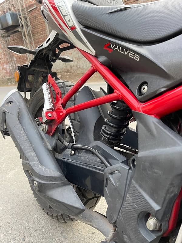 Benelli 150i tnt 2019 mode 2