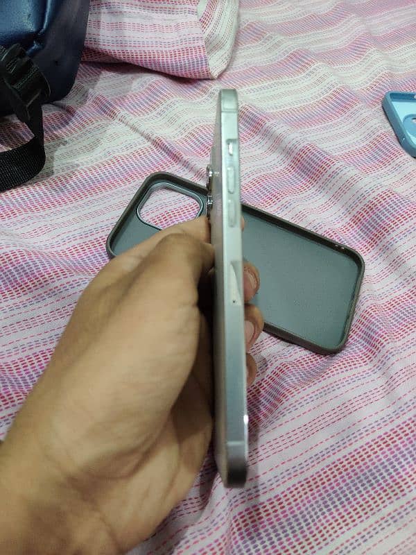 i phone 12 pro max 5