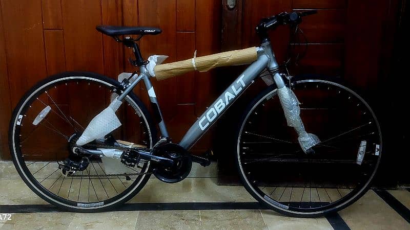 original cobalt brand new hybrid bike made  in Germany 26inches 11