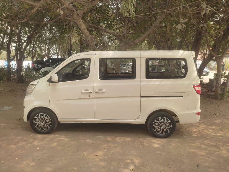 Changan karvaan dual A C Available fore pic & drop  Office School P&D 1