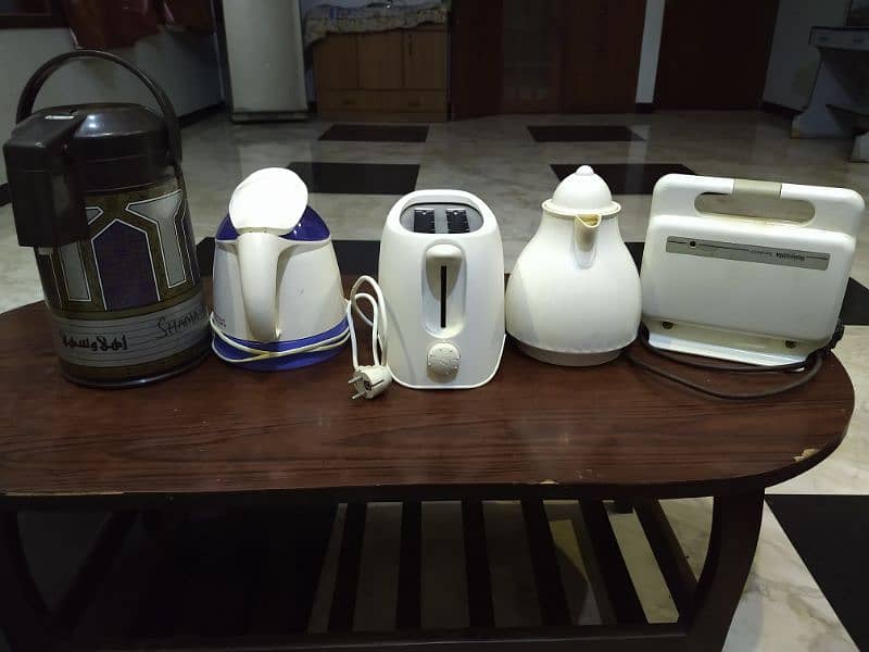 Kitchen Appliances Sandwich Maker, Bread Toaster, Juicer, Tea Thermose 5