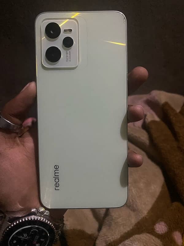 Realme C35 6