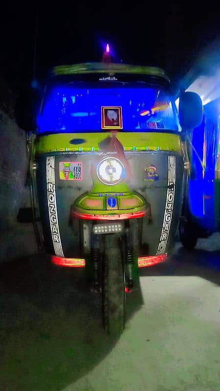 Auto rickshaw 0