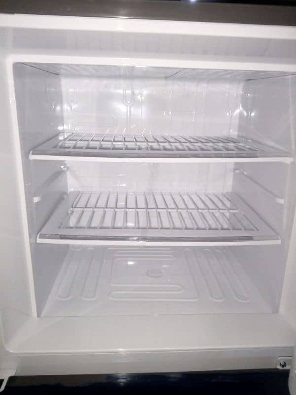 Orient Flare 380 Brand New Fridge For Sale. 2