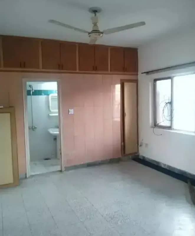 G-11/4 PHA C-Type First Floor Flat For Sale 4