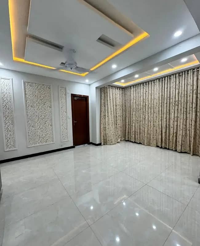 G-11/4 PHA D-Type Fully Renovated Tile Floor Flat For Sale 4