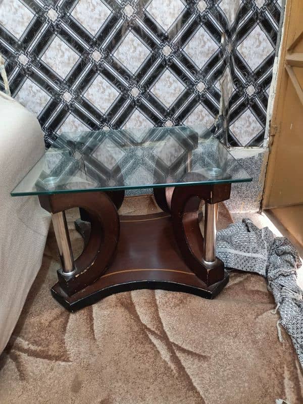 good condition 3 table set 4