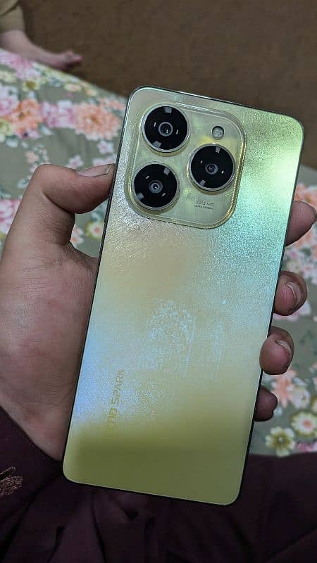 Tecno spark 20 pro 1