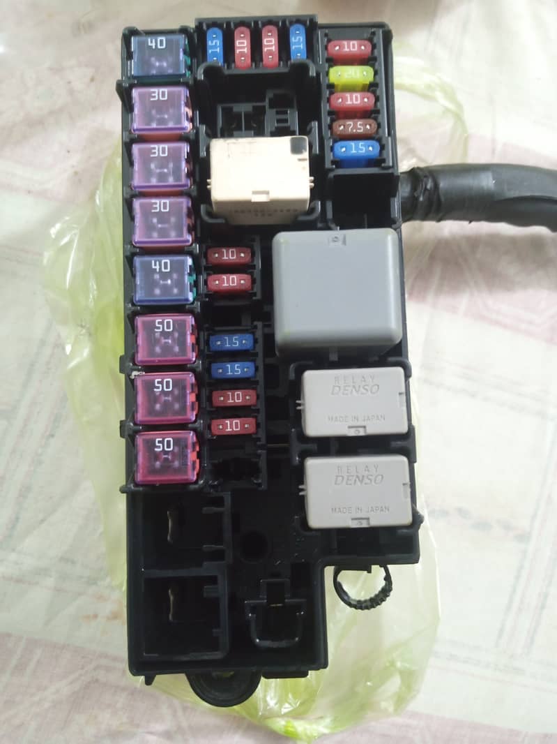 Japanese car fuse box genuine 0