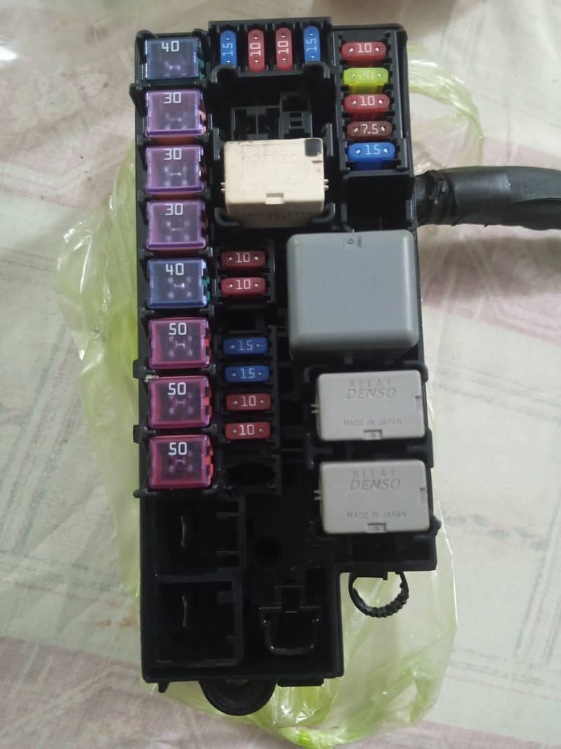 Japanese car fuse box genuine 1