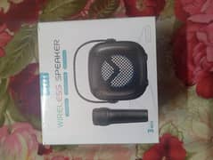 urgent sale speaker with 2 mic