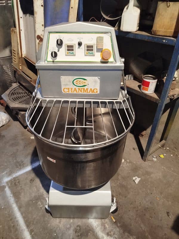 30 kg Dough spiral mixer machine imported 3 phase voltage 1